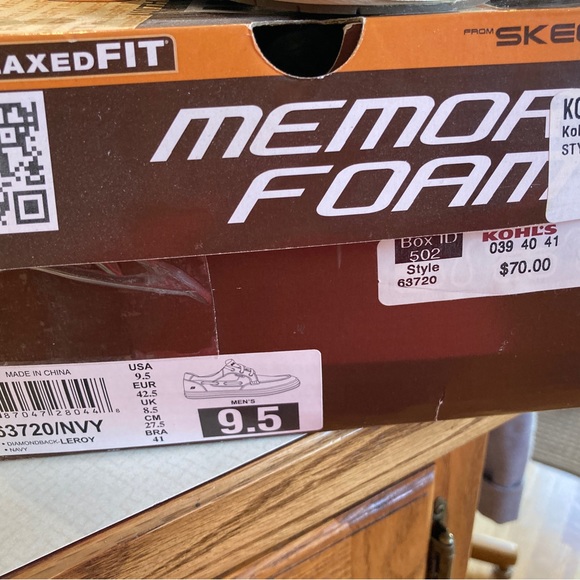 Mens Skechers 9 1/2 Leroy - Picture 3 of 4